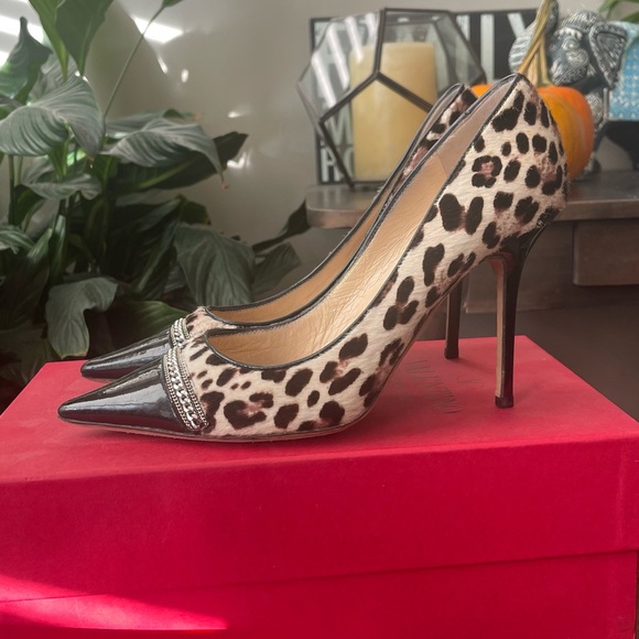 SOLD !!!! Jimmy Choo Leopard Print Pony Hair Chain Pumps Heels size 38 - Picture 8 of 12